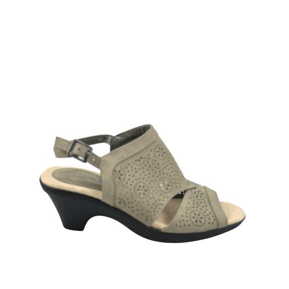 Easy Street Women Perforated Slingback Sandals Linda Size US 7M Gray - Picture 7 of 10